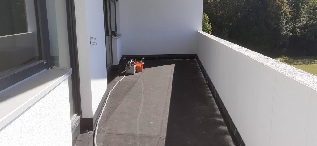 Balkonabdichtung inkl. Schutzblech