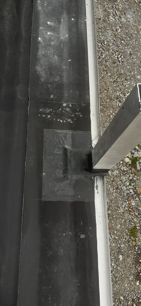 Neubau Balkonsteher Abdichtung